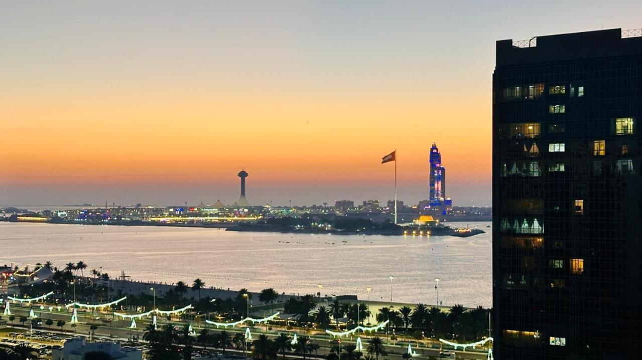A Tribe Together Sea Views - Corniche,khalidiya