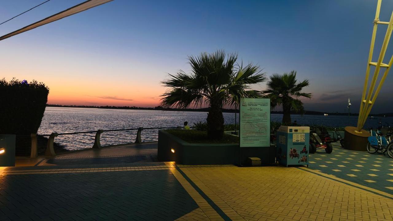 A Tribe Together Sea Views - Corniche,khalidiya Homestay