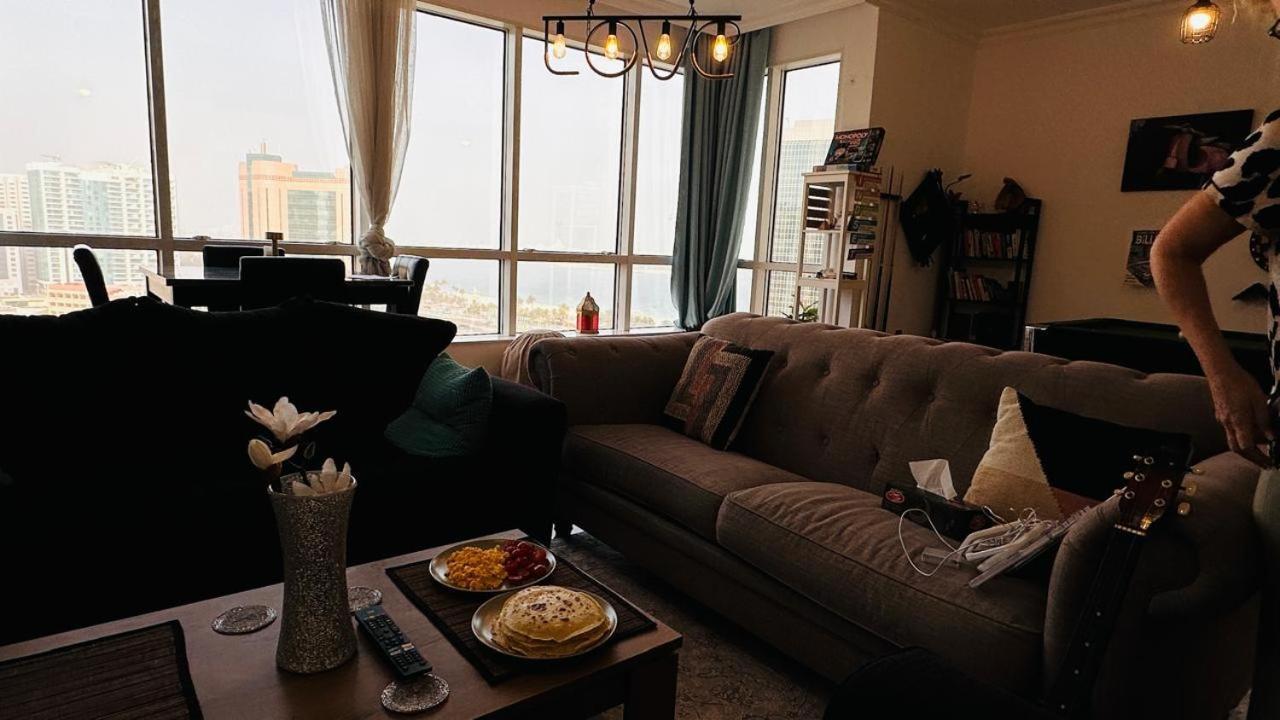 Homestay A Tribe Together Sea Views - Corniche,khalidiya Abu Dhabi